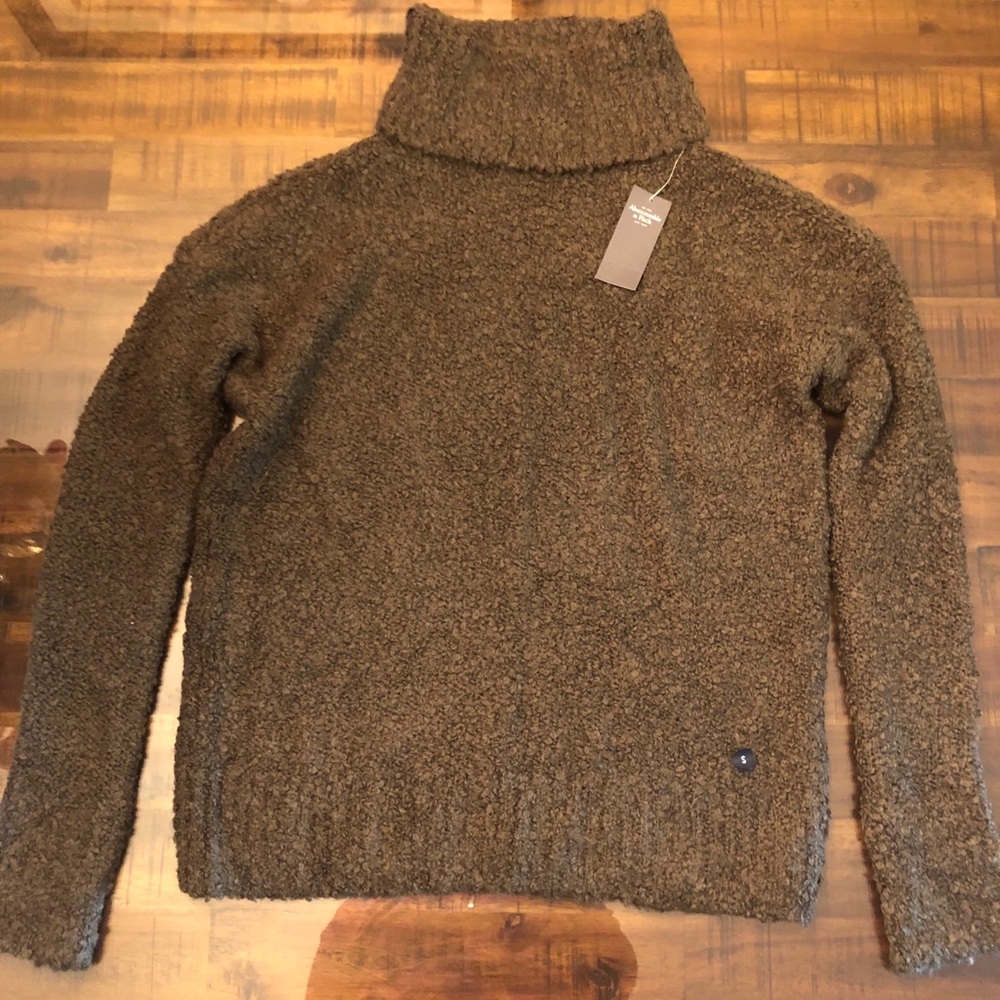 Abercrombie and Fitch turtleneck sweater